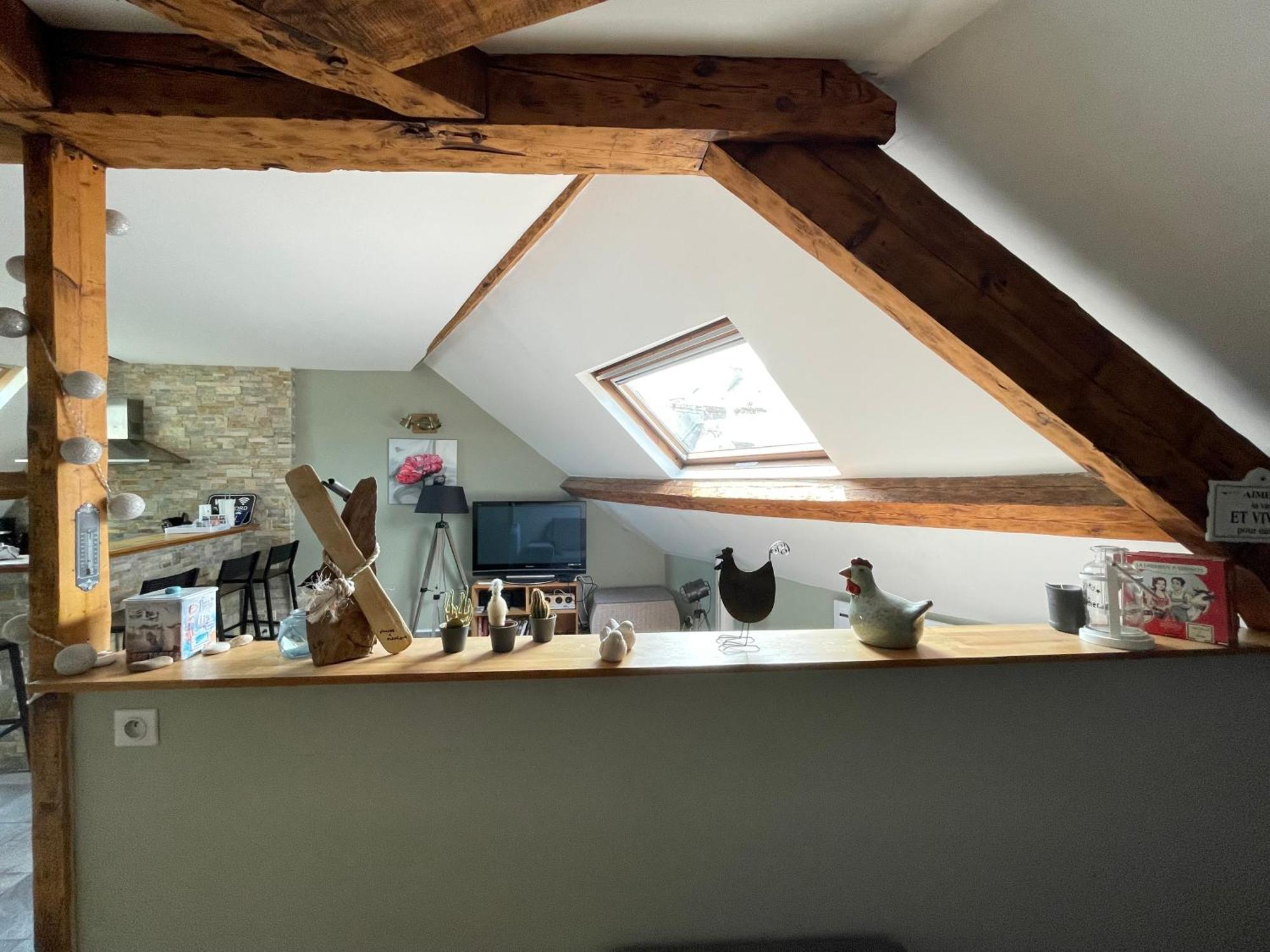 Les Combles De L Aure Grand Studio Cosy Confortable Classe 3 Etoiles Centre Bayeux 2 Mn A Pied Cathedrale Proche Plages Du Debarquement 외부 사진