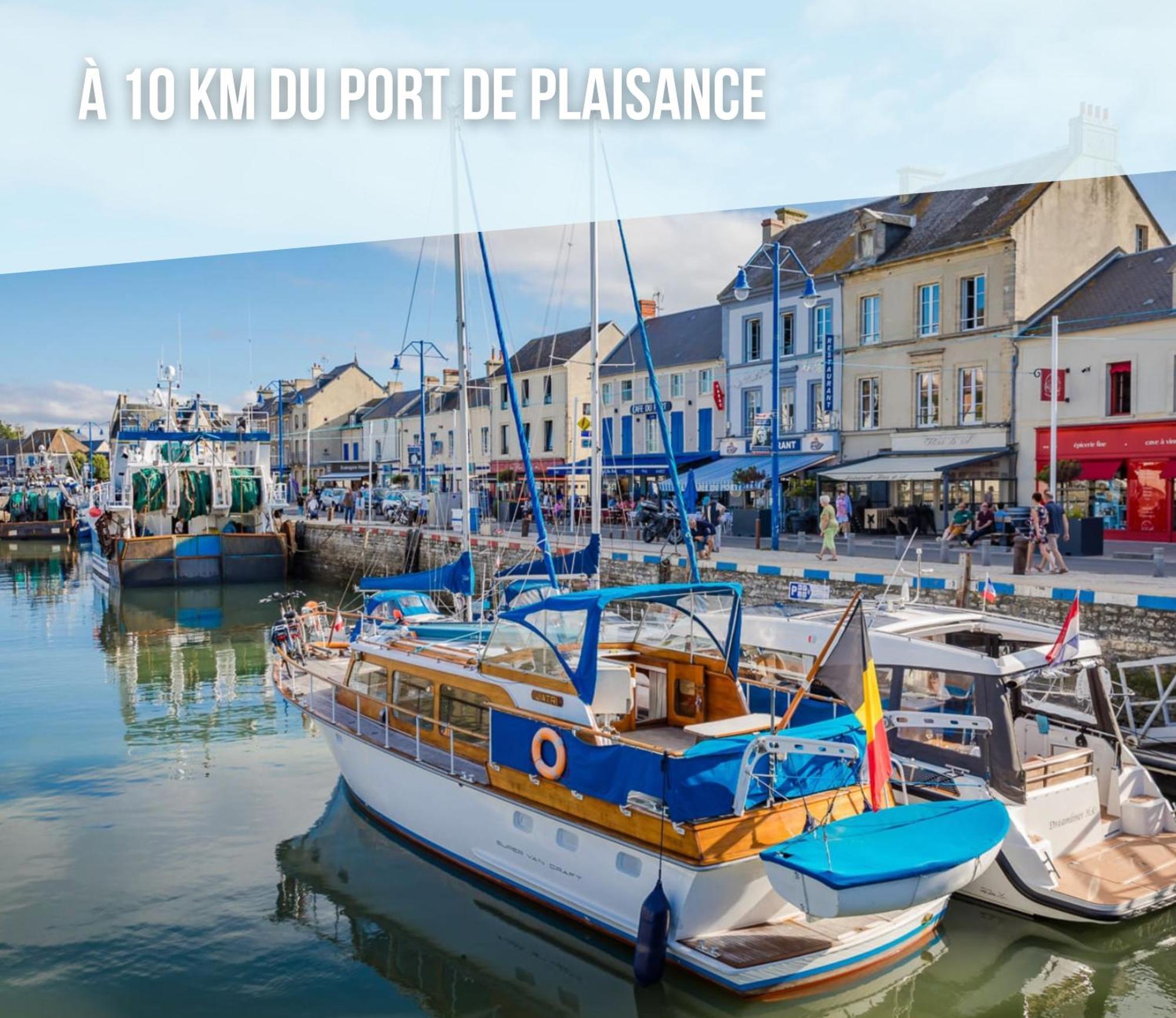Les Combles De L Aure Grand Studio Cosy Confortable Classe 3 Etoiles Centre Bayeux 2 Mn A Pied Cathedrale Proche Plages Du Debarquement 외부 사진